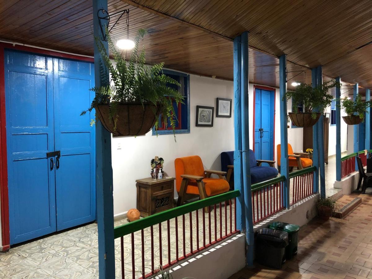 Hostal Maderos Santa Rosa De Cabal Buitenkant foto