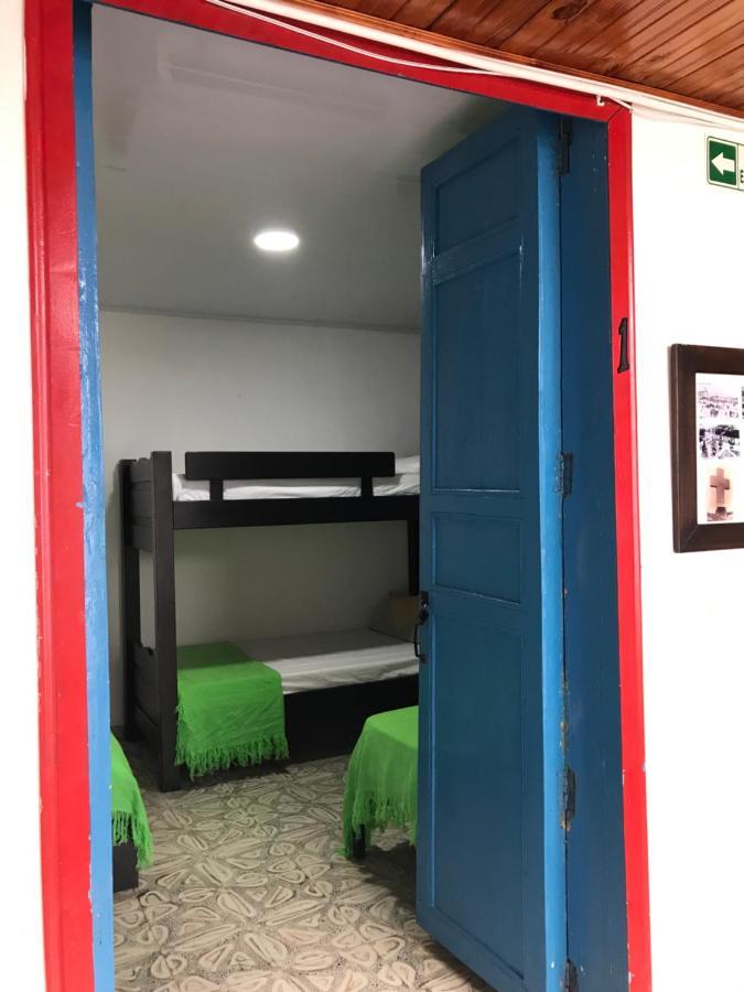 Hostal Maderos Santa Rosa De Cabal Buitenkant foto